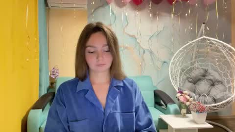 smiling_riddle online show from 11-03-25, 01:45