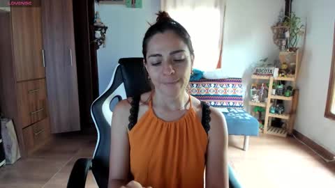 Snapshot of smilingsalor chatting on 10-12-25, 07:24 SmilingSalor online show from 10-12-25, 07:24