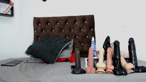 Snapshot of smithdara chatting on 01-12-25, 05:24 Smithdara online show from 01-12-25, 05:24