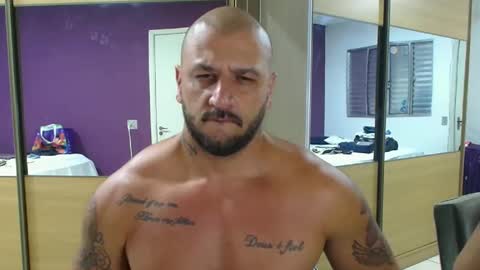 Snapshot of smithduke chatting on 12-04-24, 01:25 smithduke online show from 12-04-24, 01:25