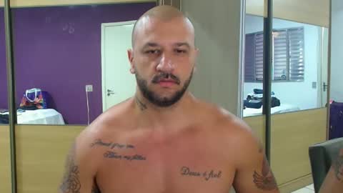 Snapshot of smithduke chatting on 12-04-24, 12:36 smithduke online show from 12-04-24, 12:36