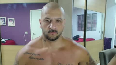 Snapshot of smithduke chatting on 02-12-25, 12:37 smithduke online show from 02-12-25, 12:37