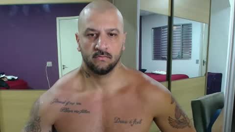 Snapshot of smithduke chatting on 02-13-25, 03:24 smithduke online show from 02-13-25, 03:24