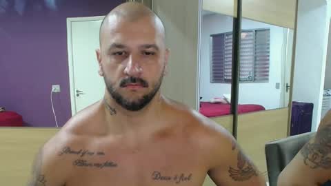 Snapshot of smithduke chatting on 02-16-25, 03:05 smithduke online show from 02-16-25, 03:05