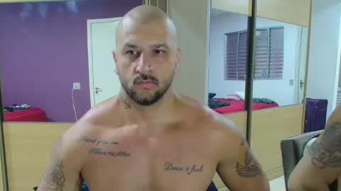 Snapshot of smithduke chatting on 02-20-25, 11:54 smithduke online show from 02-20-25, 11:54