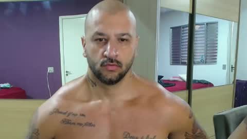 Snapshot of smithduke chatting on 02-21-25, 01:44 smithduke online show from 02-21-25, 01:44