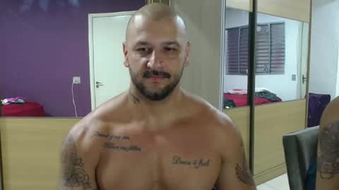 Snapshot of smithduke chatting on 02-21-25, 11:54 smithduke online show from 02-21-25, 11:54