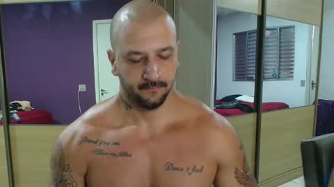 Snapshot of smithduke chatting on 02-26-25, 12:03 smithduke online show from 02-26-25, 12:03