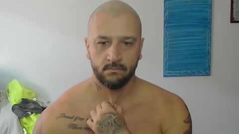 Snapshot of smithduke chatting on 10-03-25, 06:05 smithduke online show from 10-03-25, 06:05