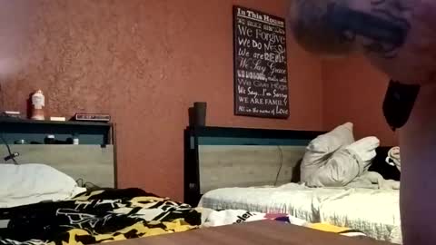 smitty012924 online show from 11-18-25, 02:54