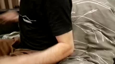 Snapshot of smokeandwatching chatting on 11-10-25, 08:41 Smokeandwatching online show from 11-10-25, 08:41