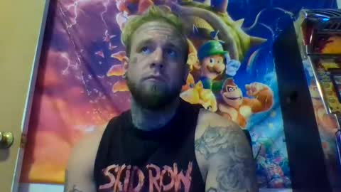 smoke online show from 11-25-25, 02:44