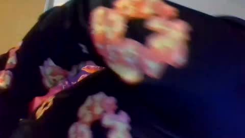 smoke online show from 12-04-25, 01:20