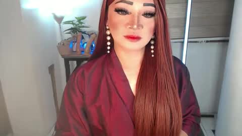 Snapshot of smokeprincess chatting on 01-06-25, 02:47 Amanda online show from 01-06-25, 02:47