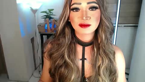 Snapshot of smokeprincess chatting on 02-02-25, 09:23 Amanda online show from 02-02-25, 09:23