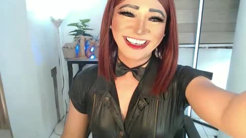 Snapshot of smokeprincess chatting on 02-06-25, 03:48 Amanda online show from 02-06-25, 03:48