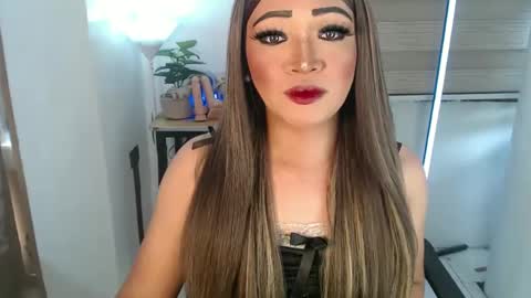 Snapshot of smokeprincess chatting on 03-02-25, 04:28 Amanda online show from 03-02-25, 04:28