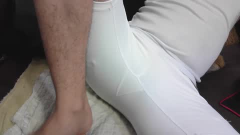 Snapshot of smoker2929 chatting on 10-28-25, 06:39 smoker2929 online show from 10-28-25, 06:39