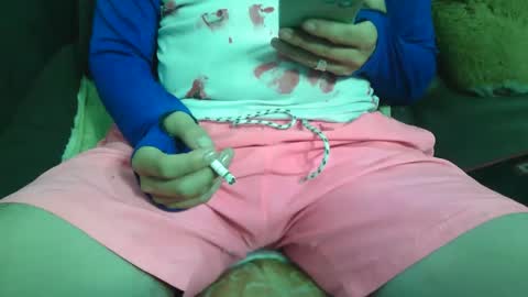 Snapshot of smoker2929 chatting on 11-26-25, 06:36 smoker2929 online show from 11-26-25, 06:36