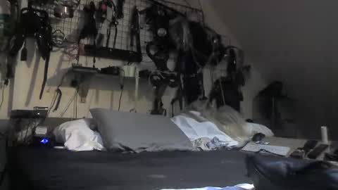 smokeslut365 online show from 02-15-25, 11:14