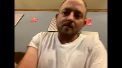 Snapshot of smokeymt420 chatting on 12-26-24, 02:33 smokeymt420 online show from 12-26-24, 02:33