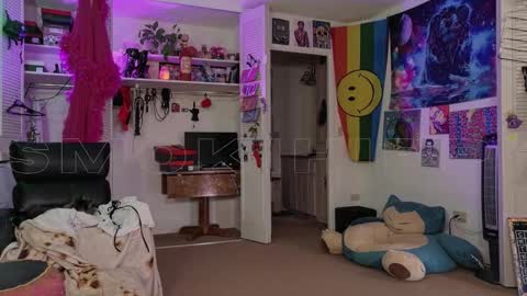 Snapshot of smokihippi chatting on 11-21-25, 05:33 Big Dawg online show from 11-21-25, 05:33