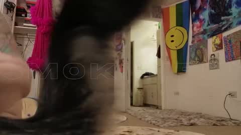 Snapshot of smokihippi chatting on 11-30-25, 11:09 Big Dawg online show from 11-30-25, 11:09