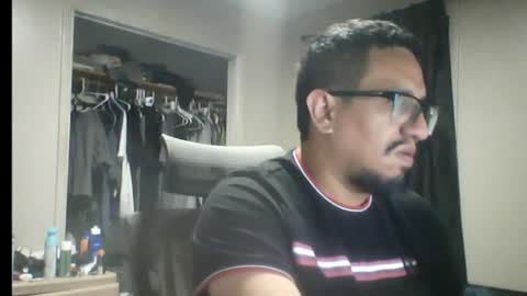 Snapshot of smoky47gxxx chatting on 06-17-26, 01:52 smoky47 online show from 06-17-26, 01:52