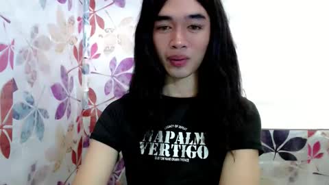 Snapshot of smooth3218 chatting on 02-19-26, 04:41 smooth3218 online show from 02-19-26, 04:41