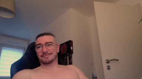 AllDayIDream online show from 02-12-25, 07:02