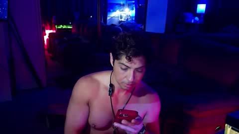 Snapshot of smoothjocknubie chatting on 10-31-25, 08:59 Myke Jackin online show from 10-31-25, 08:59