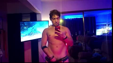 Snapshot of smoothjocknubie chatting on 11-05-25, 06:57 Myke Jackin online show from 11-05-25, 06:57