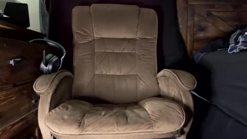Snapshot of smoothnynggg chatting on 10-05-25, 04:27 Dick online show from 10-05-25, 04:27