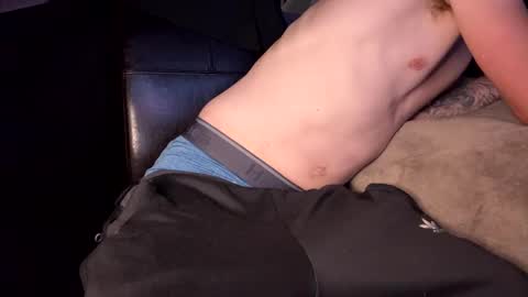 Snapshot of smoothnynggg chatting on 10-19-25, 04:35 Dick online show from 10-19-25, 04:35