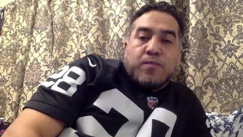 Snapshot of smoothstrik3r chatting on 02-08-26, 02:20 smoothstrik3r online show from 02-08-26, 02:20