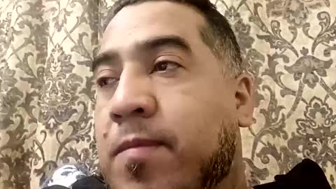 Snapshot of smoothstrik3r chatting on 02-21-26, 01:56 smoothstrik3r online show from 02-21-26, 01:56