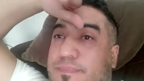 Snapshot of smoothstrik3r chatting on 03-24-26, 02:55 smoothstrik3r online show from 03-24-26, 02:55