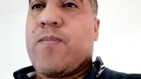 Snapshot of smoothstrik3r chatting on 05-05-26, 05:54 smoothstrik3r online show from 05-05-26, 05:54
