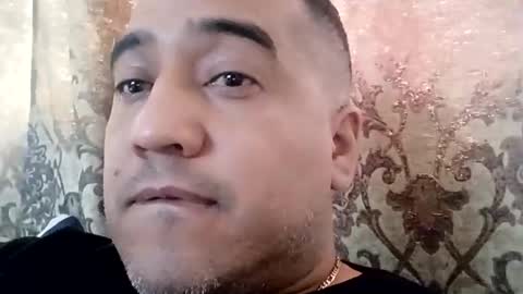 Snapshot of smoothstrik3r chatting on 05-16-26, 06:07 smoothstrik3r online show from 05-16-26, 06:07