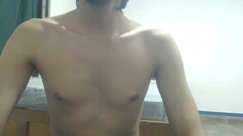 Snapshot of snackontime19 chatting on 11-28-25, 04:15 snackontime19 online show from 11-28-25, 04:15