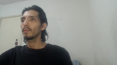 Snapshot of snackontime19 chatting on 05-01-26, 02:16 snackontime19 online show from 05-01-26, 02:16