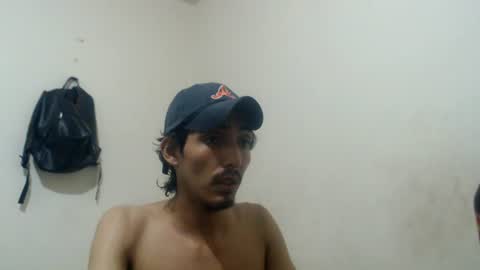 Snapshot of snackontime19 chatting on 07-06-26, 07:27 snackontime19 online show from 07-06-26, 07:27