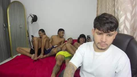 snak_master1 online show from 09-24-25, 07:01