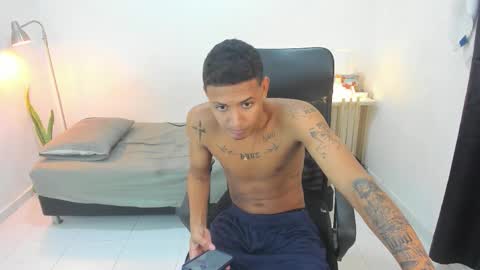 snak_master1 online show from 10-11-25, 03:06