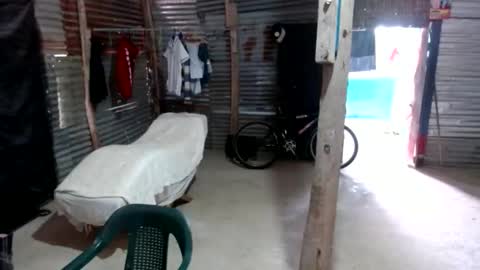 Snapshot of snakeguy08 chatting on 02-15-26, 03:31 snakeguy08 online show from 02-15-26, 03:31