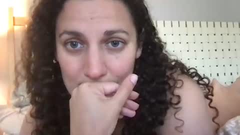 Snapshot of snarley33 chatting on 05-10-26, 07:41 snarley33 online show from 05-10-26, 07:41