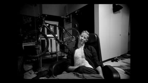 sneaky1985 online show from 03-09-26, 01:20