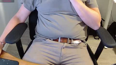 Snapshot of sneakybill82 chatting on 03-09-26, 09:30 Sneakybill online show from 03-09-26, 09:30