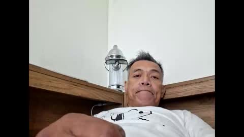 Snapshot of snickyjoe170 chatting on 05-18-26, 05:35 snickyjoe170 online show from 05-18-26, 05:35