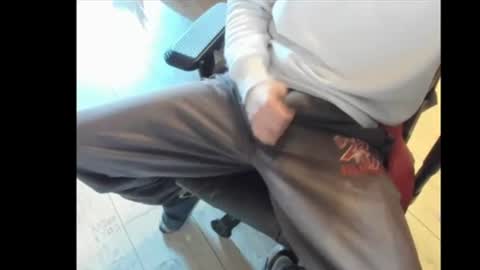 snip1977 online show from 03-01-25, 04:11